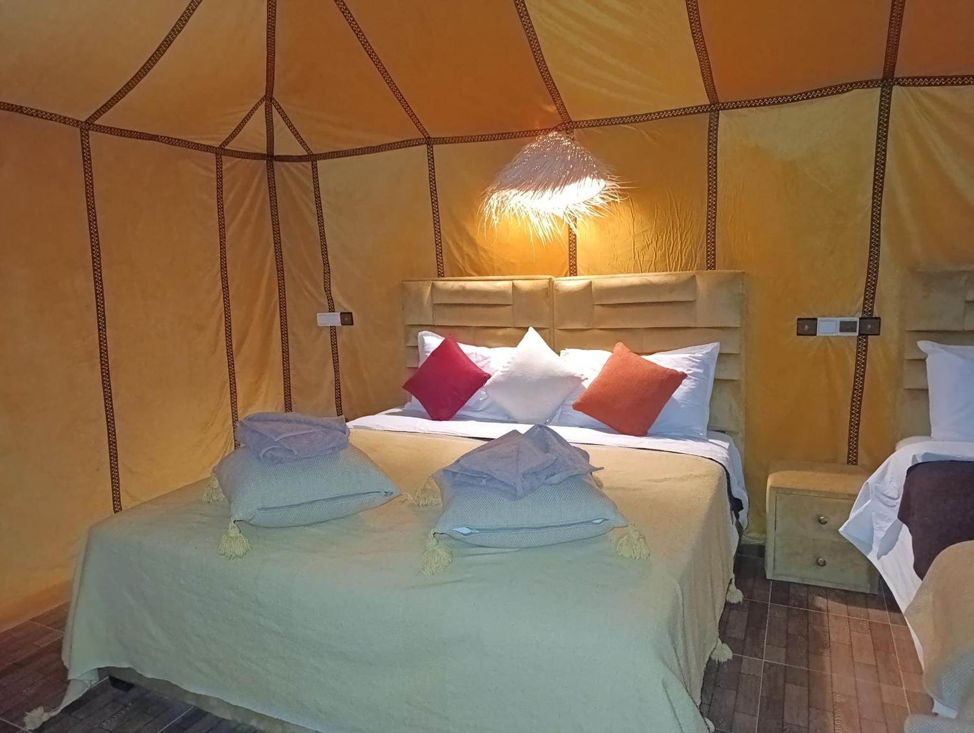 Akabar Luxury Desert Camp Мерзуга Экстерьер фото